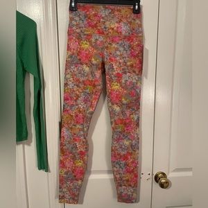 NEW WITH TAGS Lululemon Align Leggings Size 6